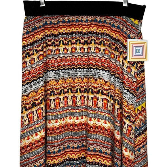 LuLaRoe‎ Lucy Skirt NWT - Picture 2 of 7